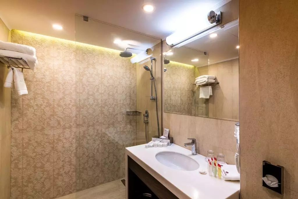Ramada Hotel and Suites by Wyndham Yerevan